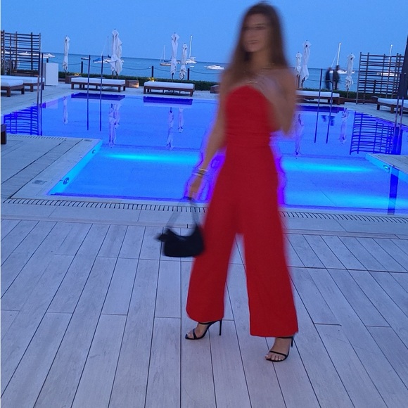 Lovers + Friends Rosalie Jumpsuit in size small - Picture 7 of 7